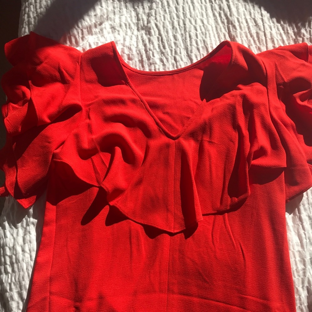 NEVER WORN Maggy London Cocktail Dress. Size 2